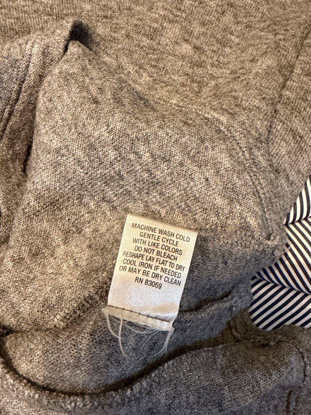 DREW Gray Mixed-Media Mock Neck Top with Striped Sleeves XS - Picture 8 of 8